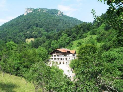 Villa Cherven Teteven Bagian luar foto