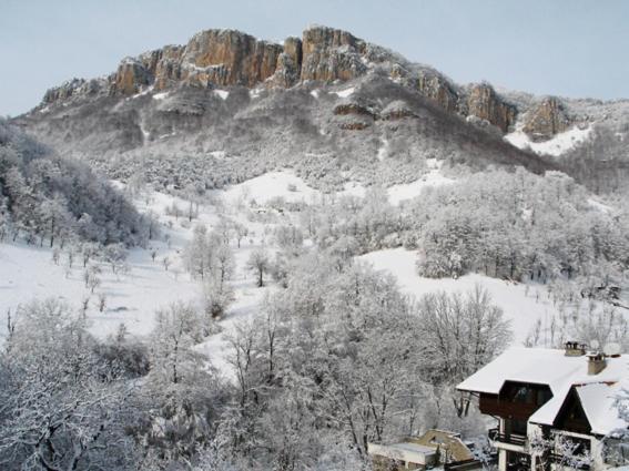 Villa Cherven Teteven Bagian luar foto